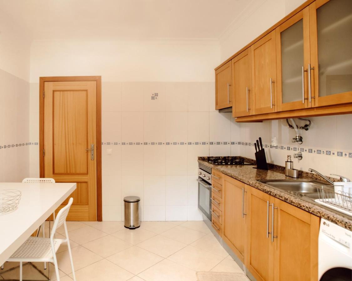 Harbour'S Way, Spacious And Cosy Apartment, With Ac Olhao Ngoại thất bức ảnh